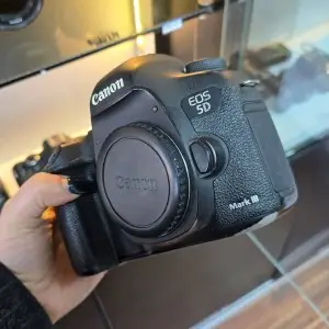 5D مارک ۳ دست دوم